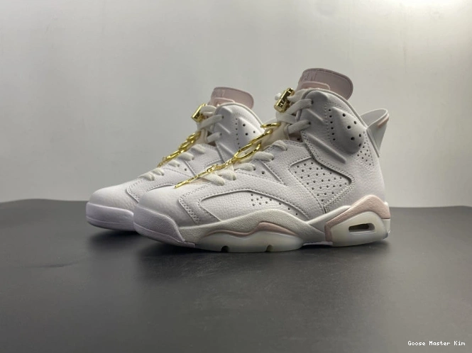 (W) Jordan Hoops Air Retro 6 DH9696-100 Gold 0815